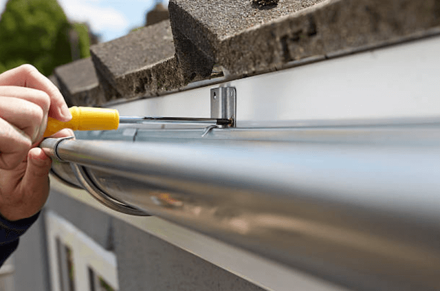 gutter repair erie